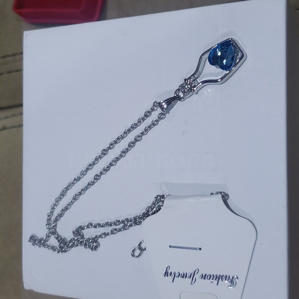 💙 in 🍾 Necklace bottle